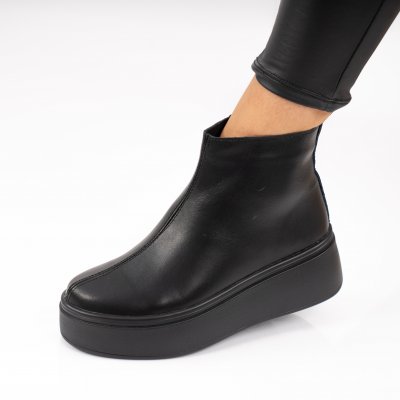 Ghete Piele Naturala Tahira Black