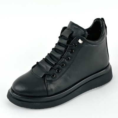 Ghete Piele Naturala Ricarda M3 Black